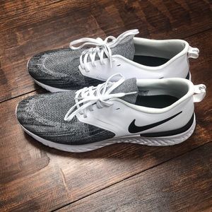 Nike Odyssey React Flyknit running shoes Size 15